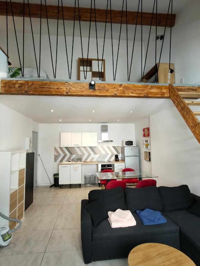 Joli Apparemment Type Loft Apartment กาวายง ภายนอก รูปภาพ